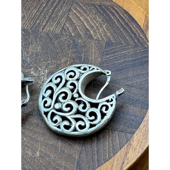 Vintage Silver-Toned Openwork Swirl Design Hoop Earrings For Women 15.19g - Picture 6 of 6